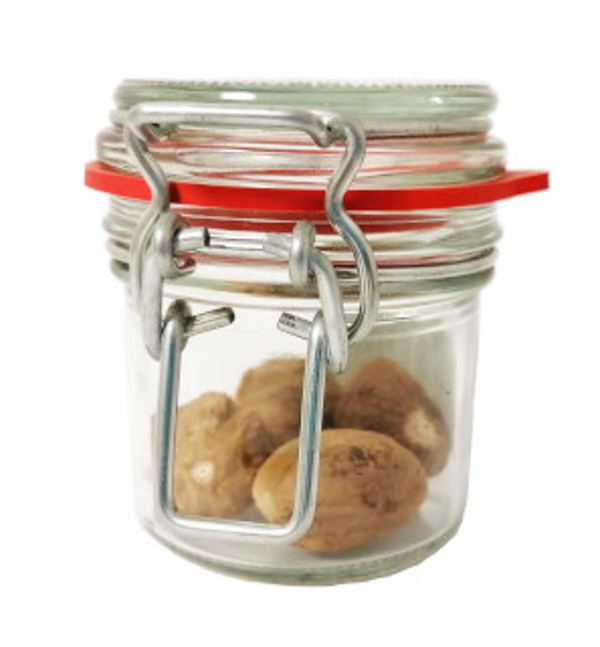 Produktfoto zu Muskatnuss, ganz