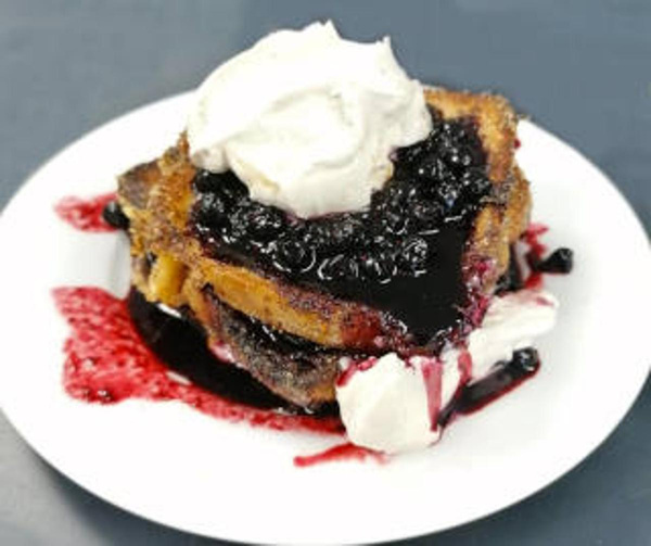 Produktfoto zu French Toast mit Heidelbeeren