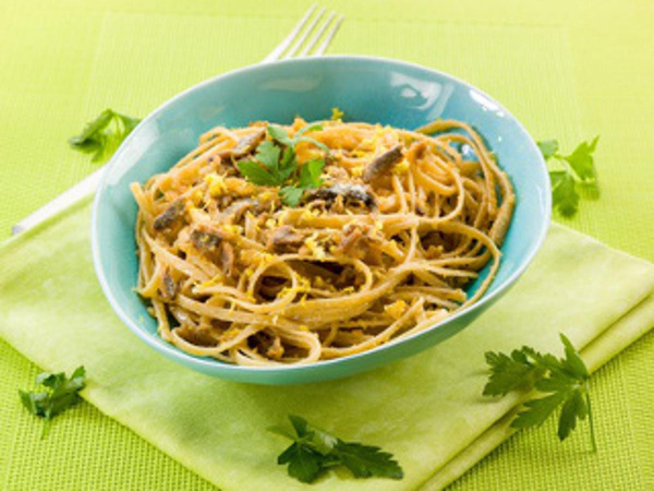 Produktfoto zu Spaghetti mit Sardellen