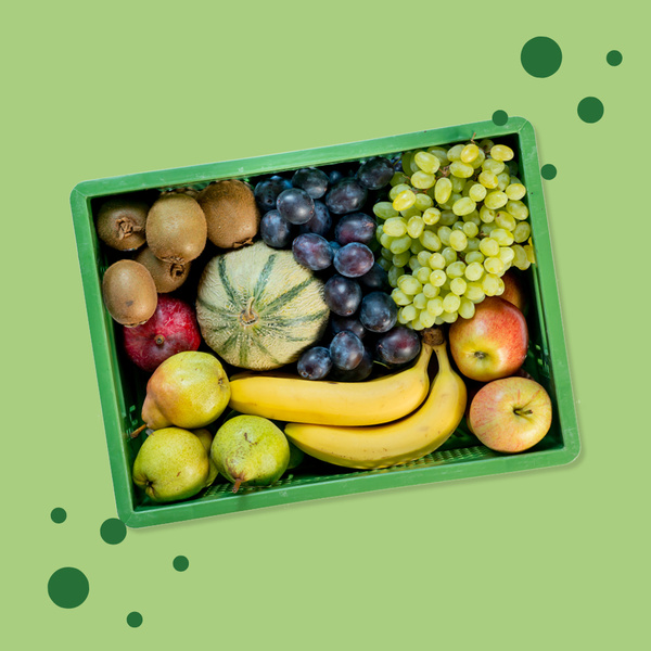 Kiste mit Obst und Gemüse
