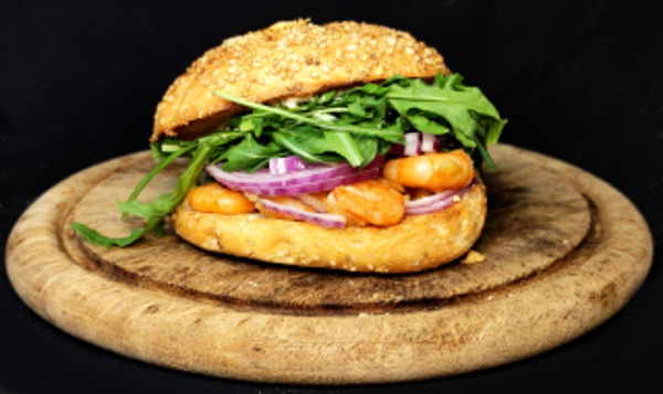 Produktfoto zu Garnelenburger mit Möhrensalat