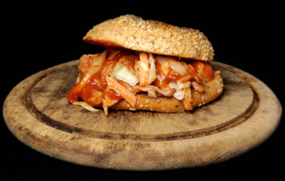 Produktfoto zu Pulled Pork Burger sous vide gegart