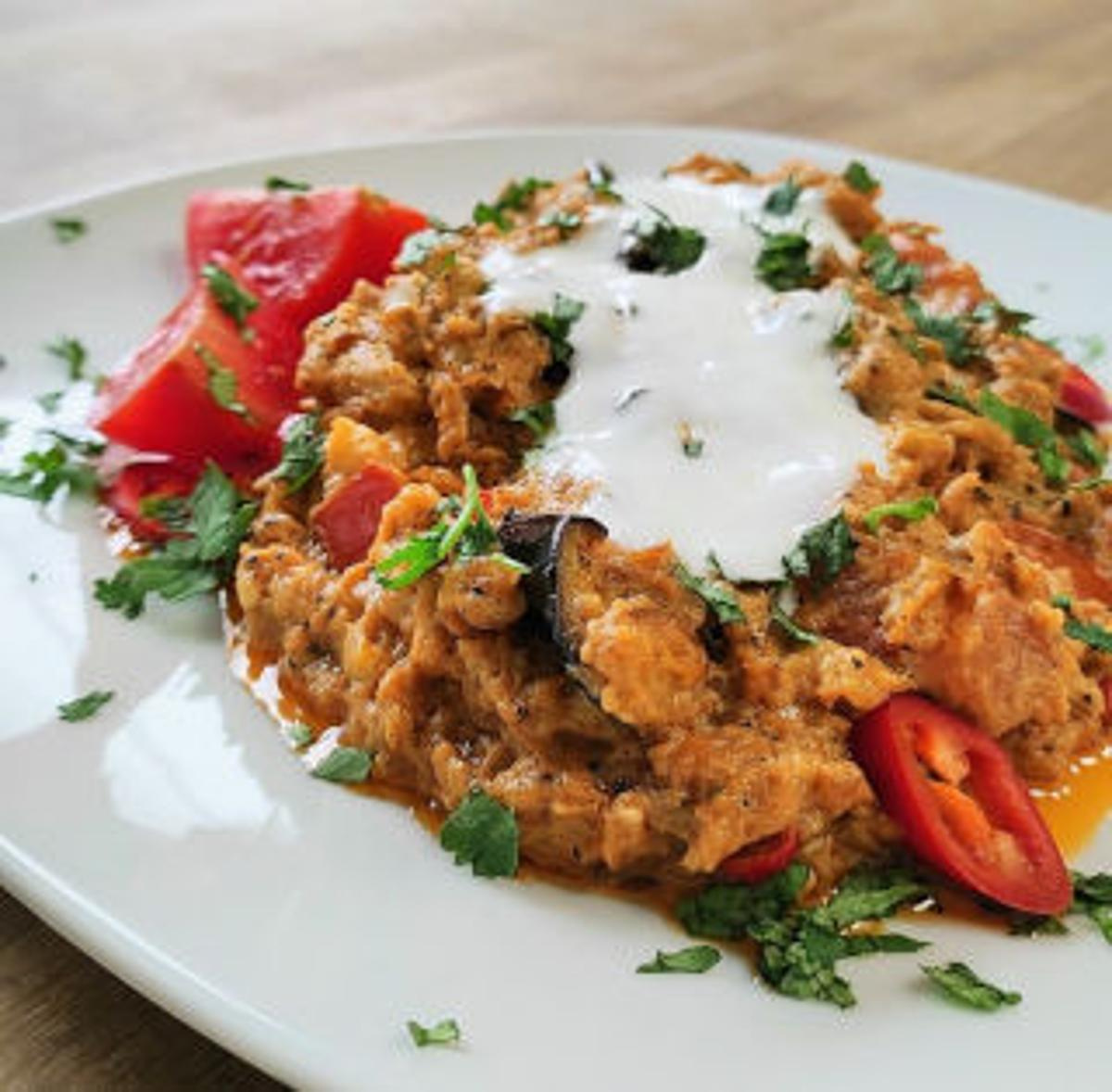 Sudanesisches Auberginenpüree